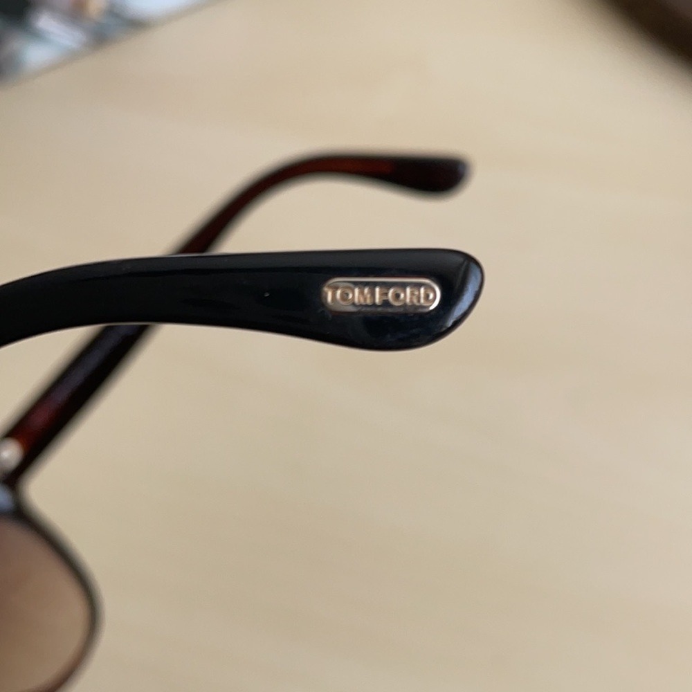 TOM FORD Sunglasses - Picture 6 of 9